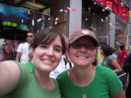 sarah liz times square